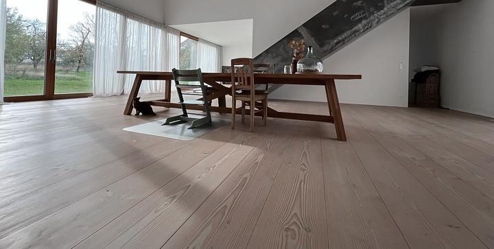 Douglasie Schlossdielen massiv geseift