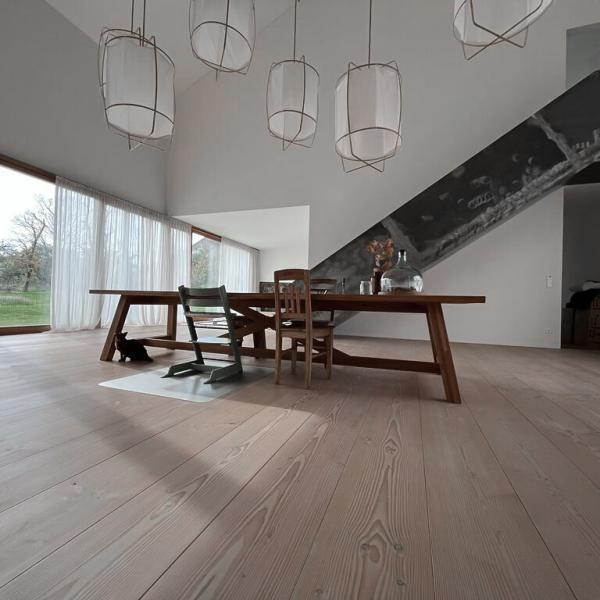 Douglasie_Dom_Schwedisch_weiss