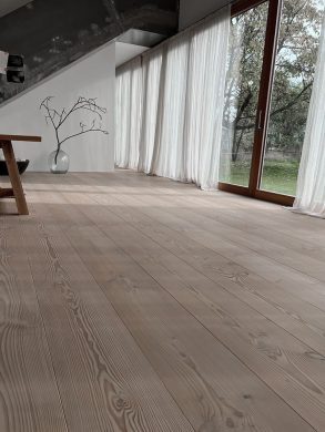 Douglasie_Dom_Schwedisch_weiss