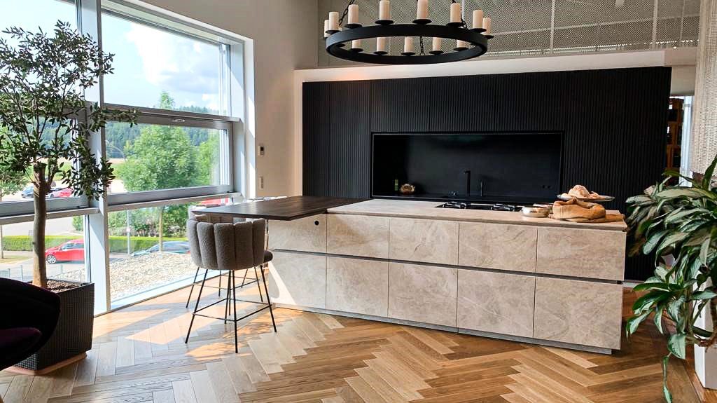 Fischgrätparkett Eiche Black-Forest-21