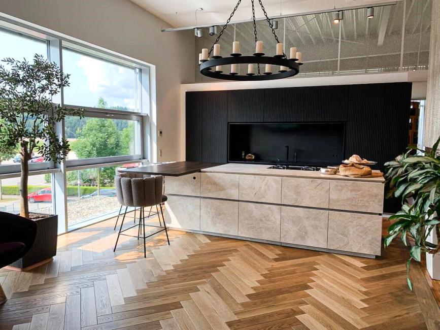 Fischgrätparkett Eiche Black-Forest-21