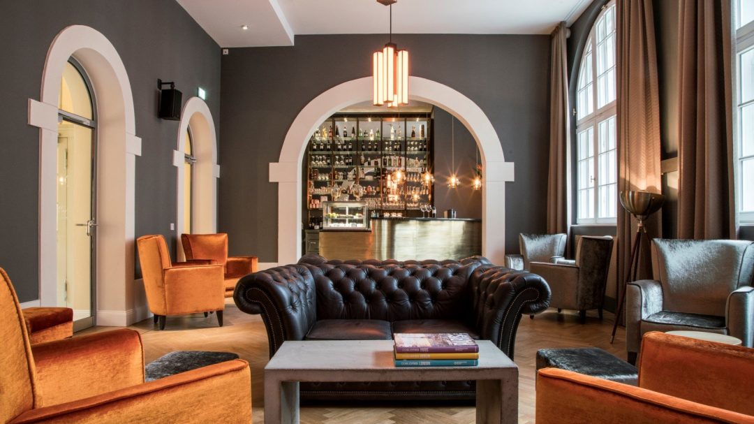 Fischgrätparkett Dom-France