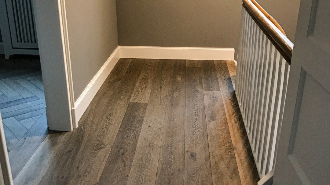 Fischgrätparkett Eiche Dom-Gamsleder