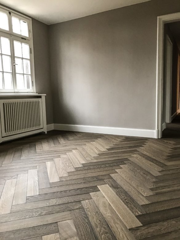 Fischgrätparkett Eiche Dom-Gamsleder