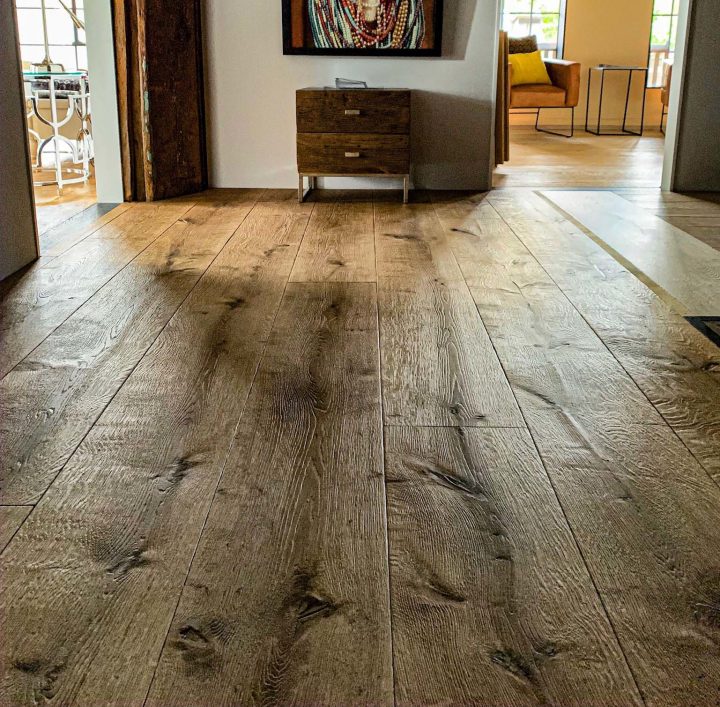 Schlossdielen Eiche naturgetrocknet