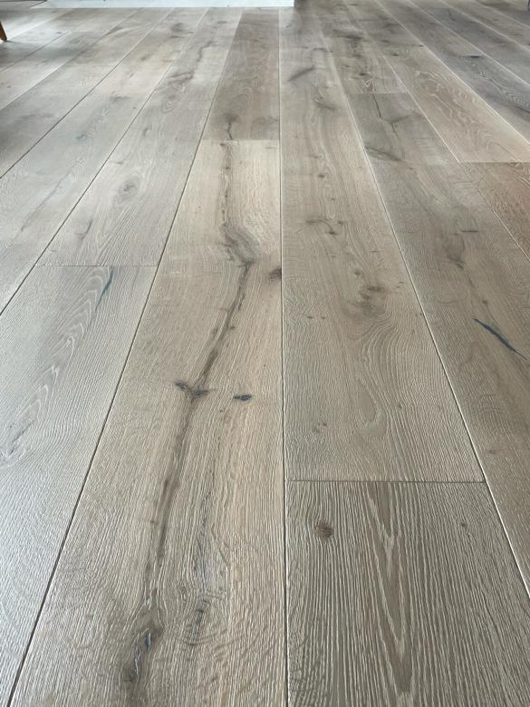 Massivholzdielen Eiche Dom-Betongrau