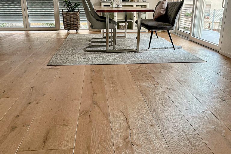 Schlossdielen Chalet-Savanne