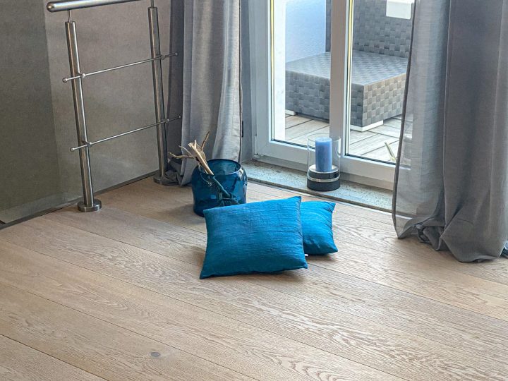 Schlossdielen Dom-soft Elfenbein 17 - Premium Auslese