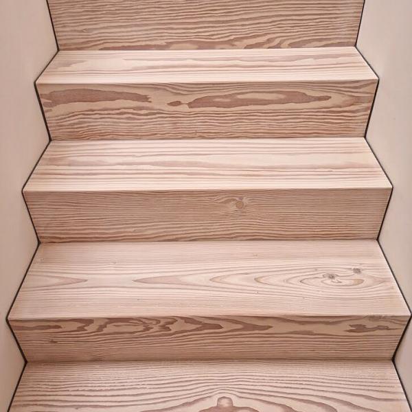 Schlossdielen Douglasie Korn-selbst geölt_Premium Auslese