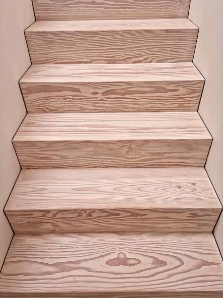 Schlossdielen Douglasie Korn-selbst geölt_Premium Auslese