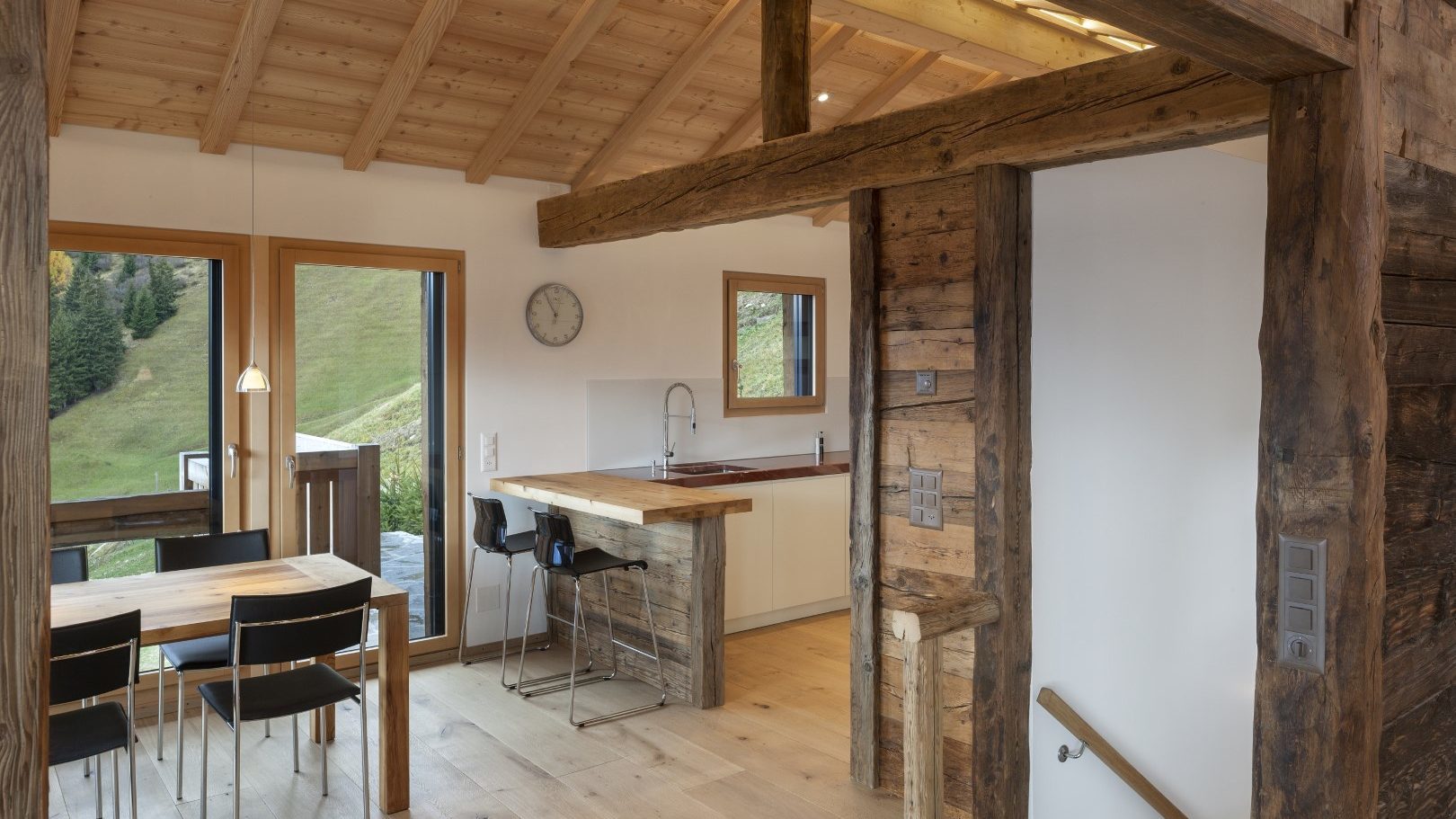 Schlossdielen Eiche Loft-Nebel | Fotograf Thomas Andenmatten