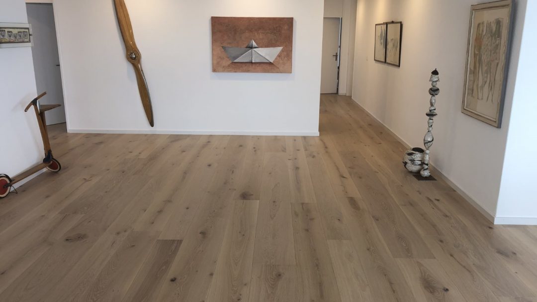 Schlossdielen Eiche gebürstet - Elfenbein 2017