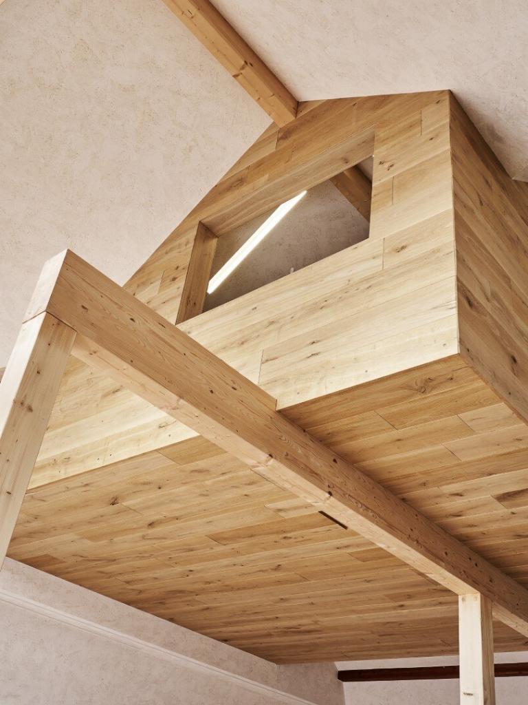 Wandverkleidung aus Holz / Eiche